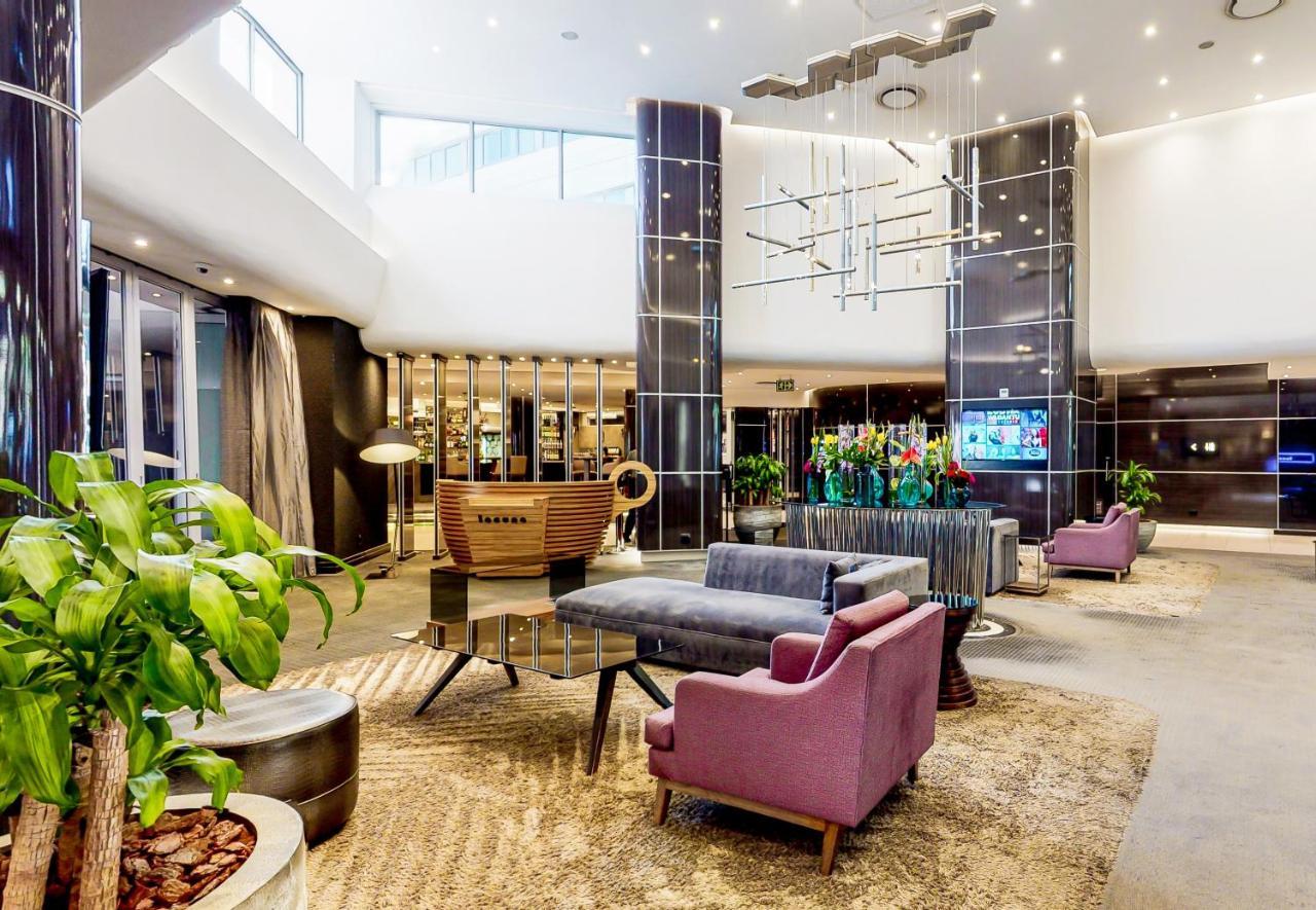 The Maslow Hotel, Sandton Bagian luar foto