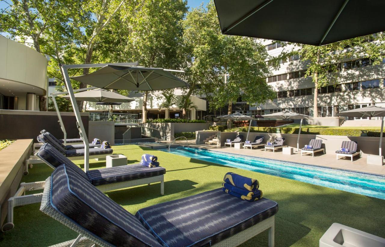 The Maslow Hotel, Sandton Bagian luar foto
