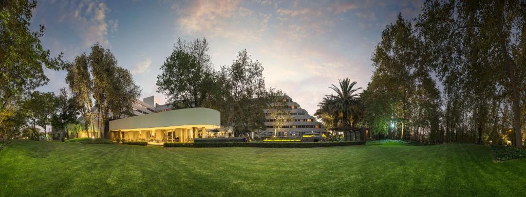 The Maslow Hotel, Sandton Bagian luar foto