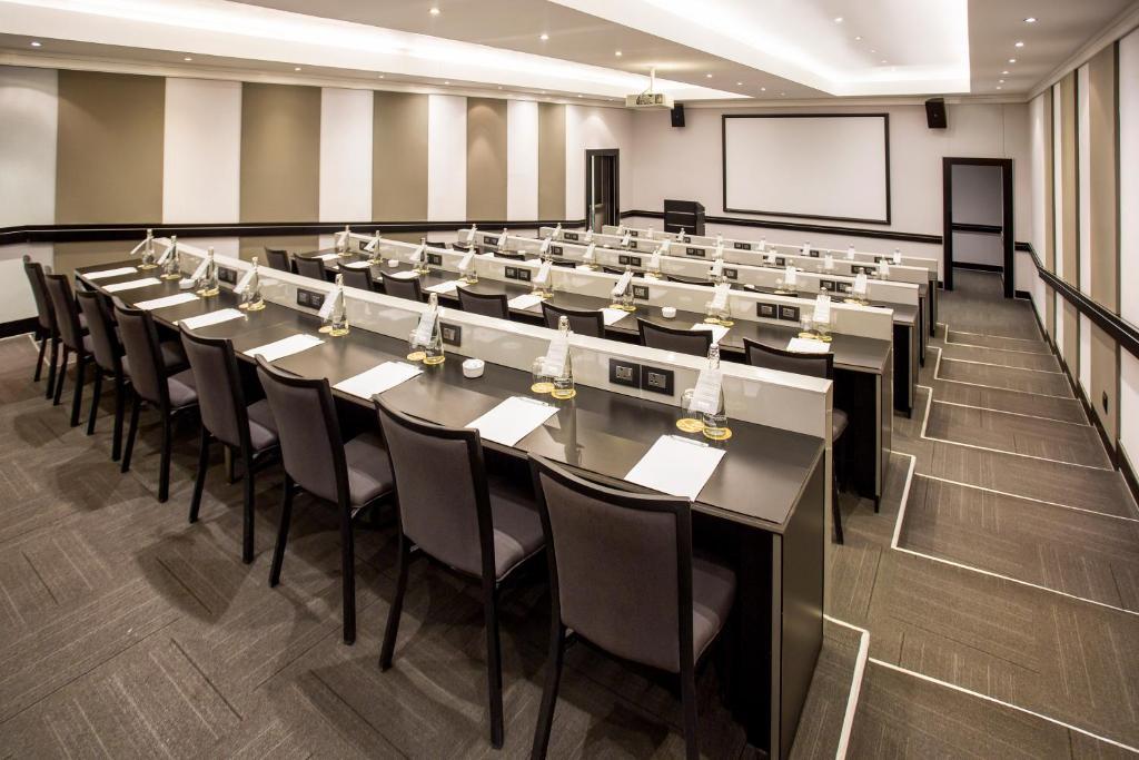 The Maslow Hotel, Sandton Bagian luar foto