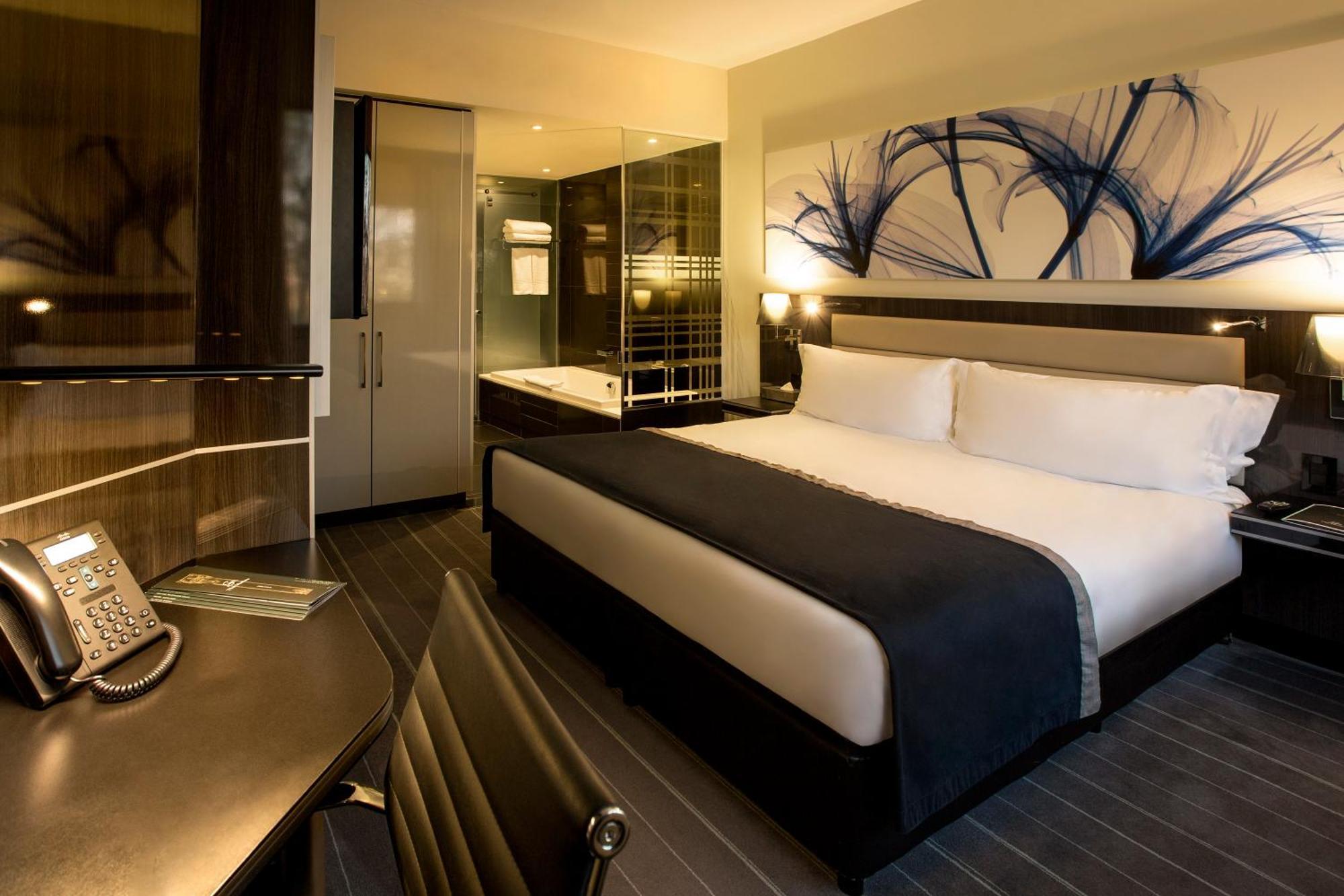 The Maslow Hotel, Sandton Bagian luar foto