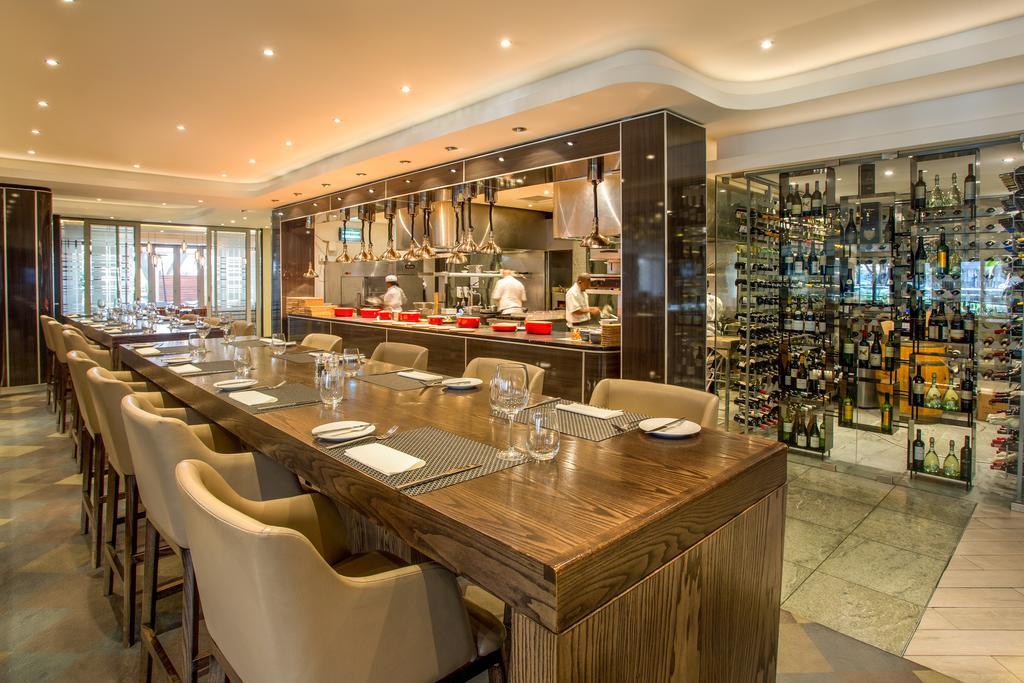 The Maslow Hotel, Sandton Bagian luar foto