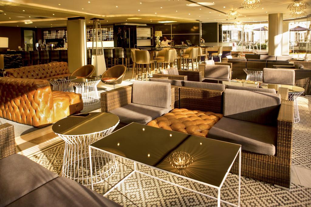 The Maslow Hotel, Sandton Bagian luar foto